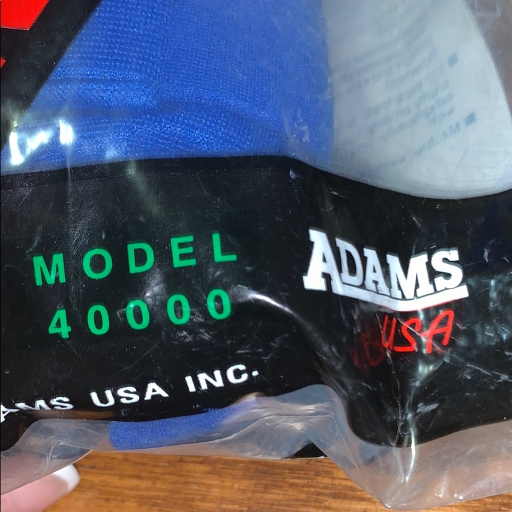 🆕⭐️KNEE GUARDS⭐️LAST PAIR of Blue! Set of 2 NWT by TRACE ADAMS USA - Picture 3 of 8